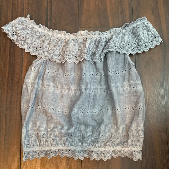 American Eagle Gray Off the Shoulders Eyelet Crop Top - Picture 1 of 6